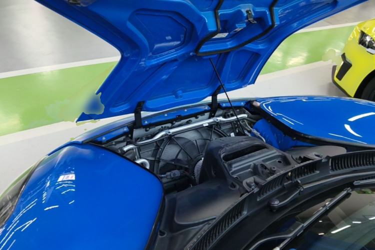 Used Lotus EMIRA 2021 2.0T DCT First Edition Engine Bay