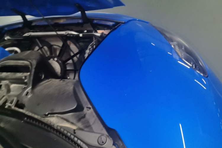 Used Lotus EMIRA 2021 2.0T DCT First Edition Engine Bay Left