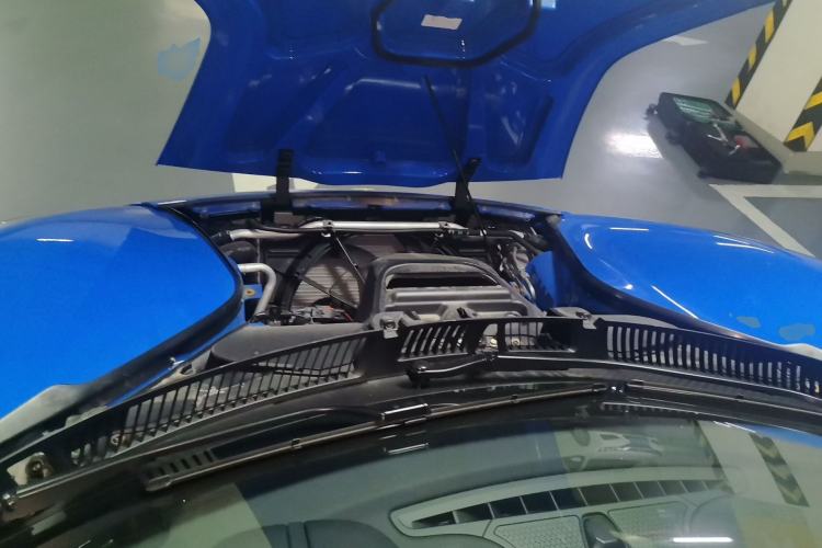 Used Lotus EMIRA 2021 2.0T DCT First Edition Engine Bay