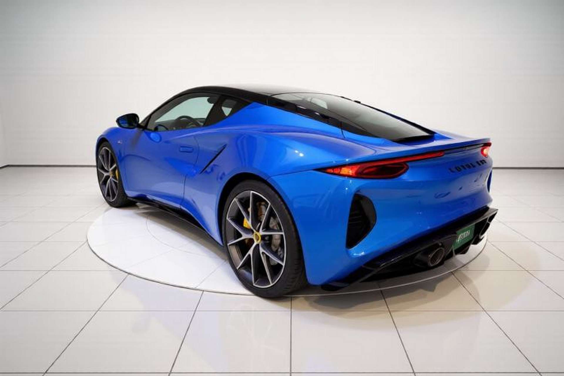 Used Lotus EMIRA 2021 2.0T DCT First Edition Exterior 3