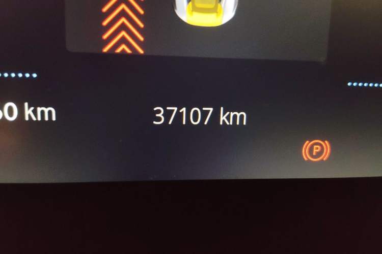 Used Lotus EMIRA 2021 2.0T DCT First Edition Odometer Close Up
