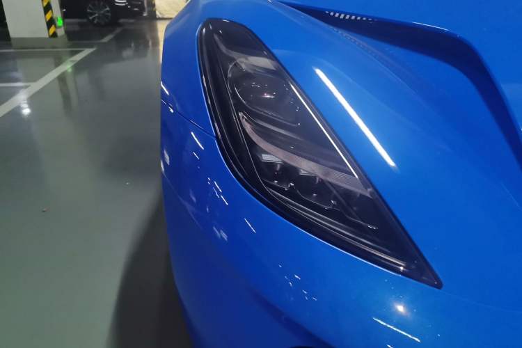 Used Lotus EMIRA 2021 2.0T DCT First Edition Right Front Headlight