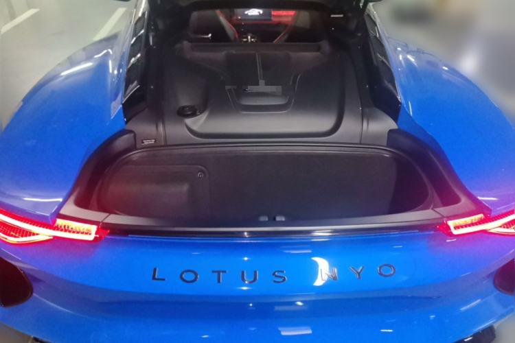 Used Lotus EMIRA 2021 2.0T DCT First Edition Trunk