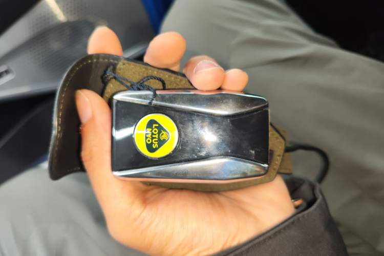 Used Lotus EMIRA 2021 2.0T DCT First Edition Vehicle Key