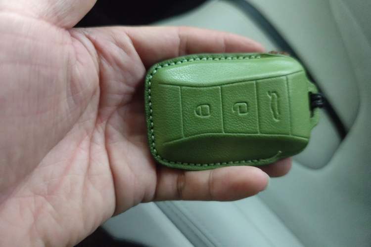 Used Lotus EMIRA 2021 2.0T DCT First Edition Vehicle Key