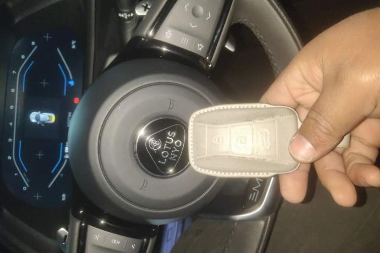 Used Lotus EMIRA 2021 2.0T DCT First Edition Vehicle Key