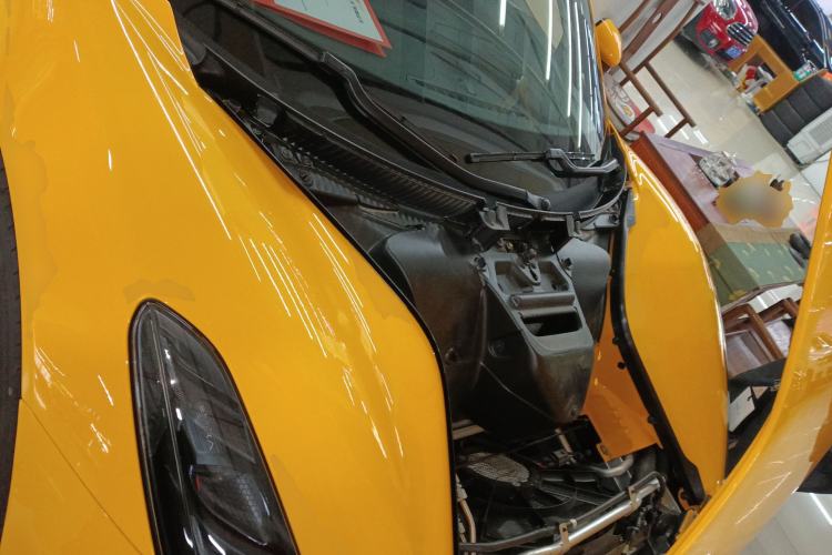 Used Lotus EMIRA 2021 2.0T DCT First Edition Engine Bay