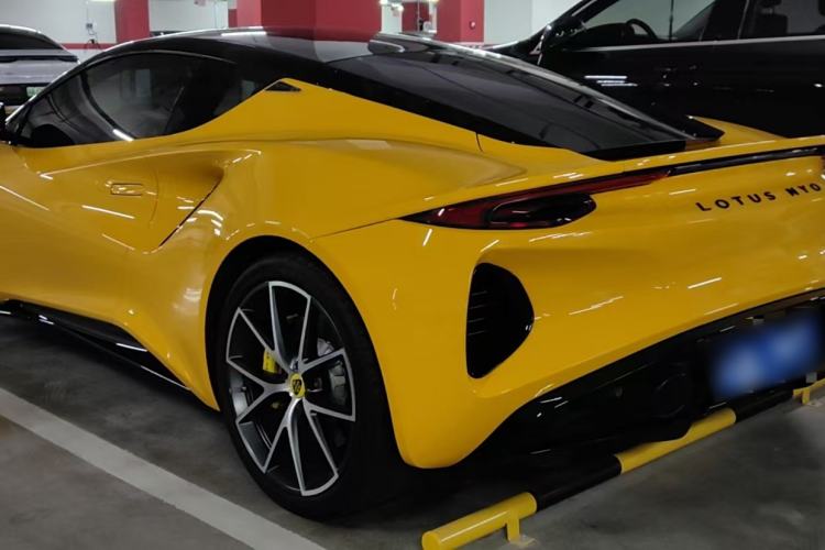 Used Lotus EMIRA 2021 2.0T DCT First Edition Exterior 2