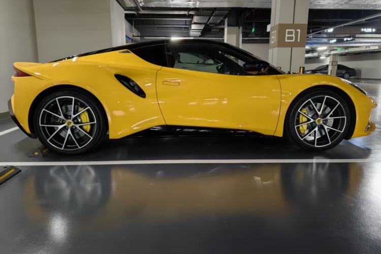 Used Lotus EMIRA 2021 2.0T DCT First Edition Exterior 3