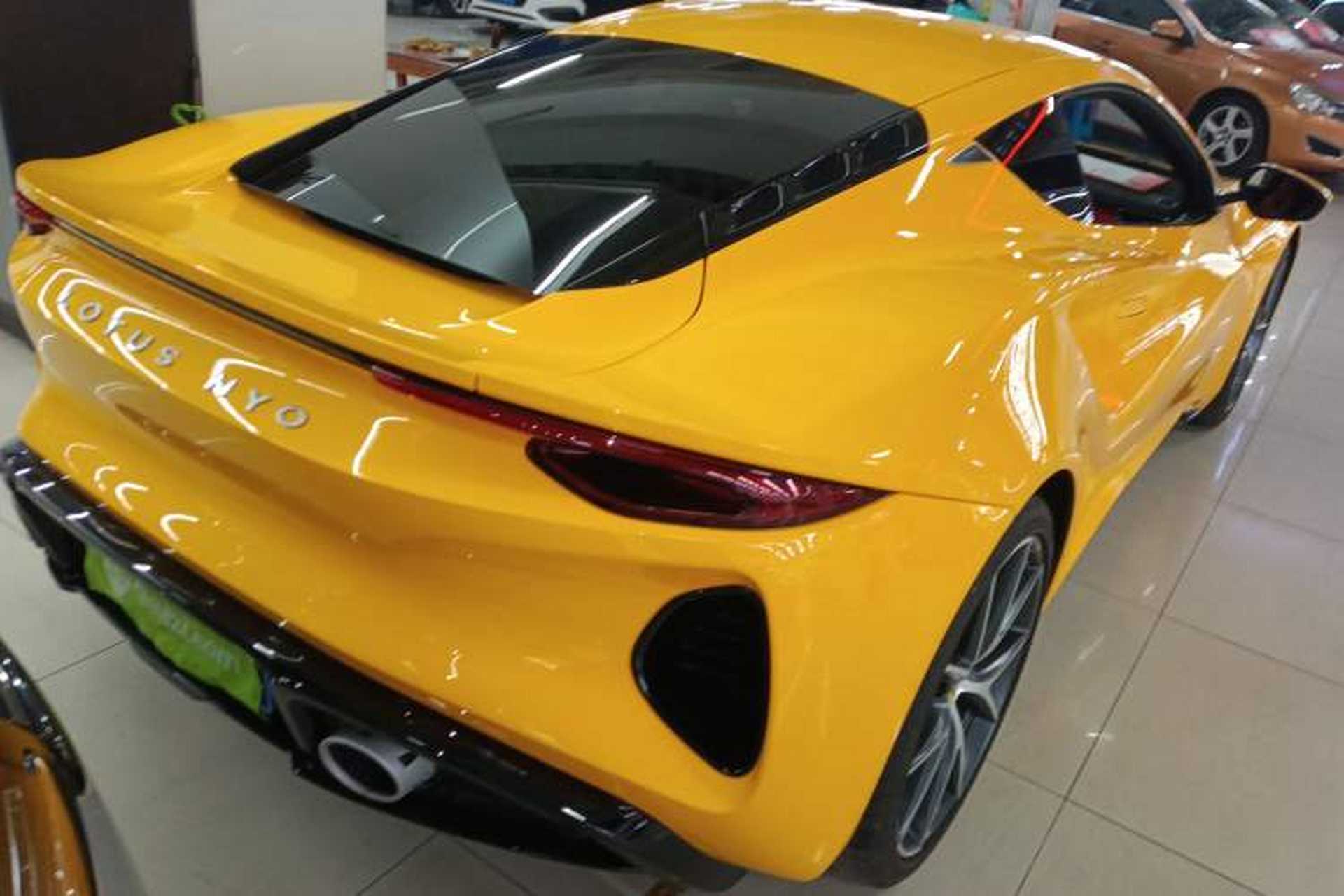 Used Lotus EMIRA 2021 2.0T DCT First Edition Exterior 5