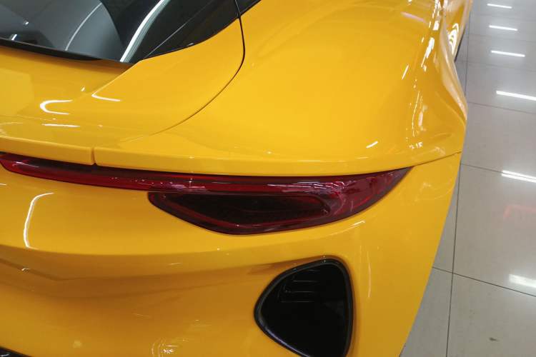 Used Lotus EMIRA 2021 2.0T DCT First Edition Exterior 6