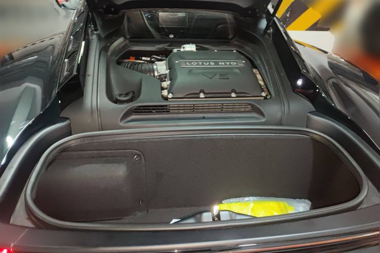 Used Lotus EMIRA 2022 3.5T V6 Manual First Edition Trunk
