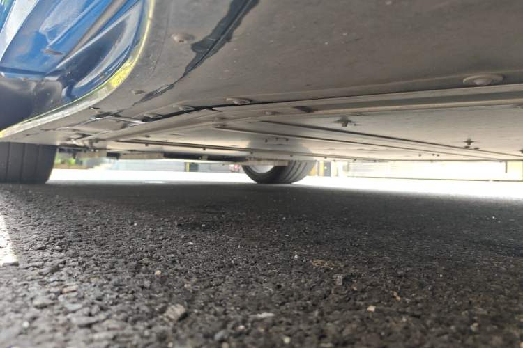 Used Lotus EMIRA  Chassis Front Right