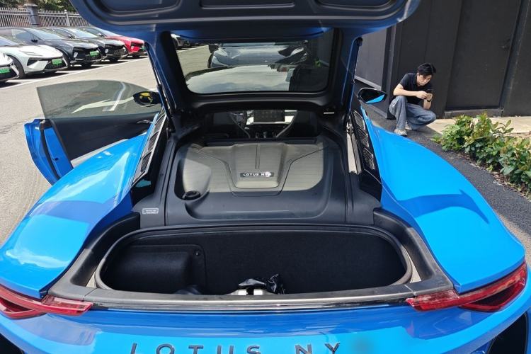 Used Lotus EMIRA  Engine Bay