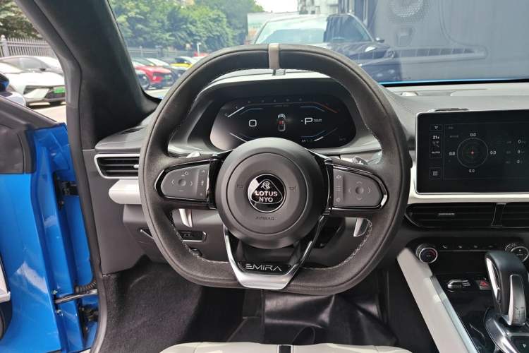 Used Lotus EMIRA  Steering Wheel