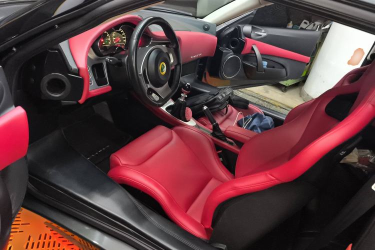 Used Lotus Evora 2011 3.5 V6 Four-Seat Standard Edition Left Front Seat