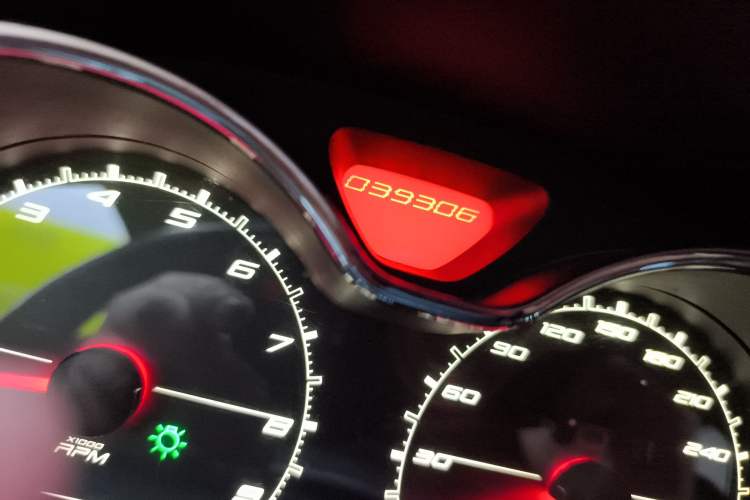 Used Lotus Evora 2011 3.5 V6 Four-Seat Standard Edition Odometer Close Up
