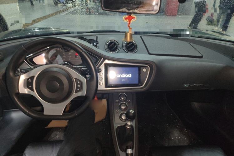 Used Lotus Evora 2011 3.5 V6 Four-Seat Sport Edition Center Console
