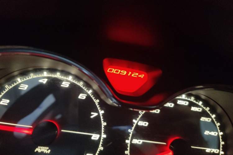 Used Lotus Evora 2011 3.5 V6 Four-Seat Sport Edition Odometer Close Up