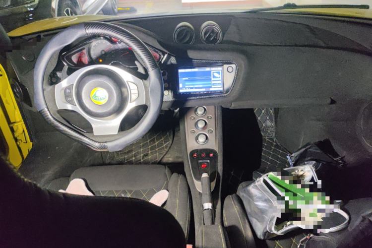 Used Lotus Evora 2011 3.5 V6 IPS Center Console