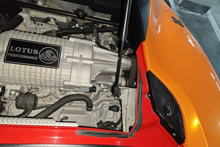 Used Lotus Evora 2015 3.5T S Engine Bay Left