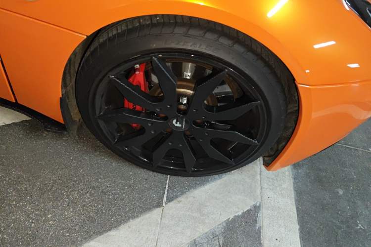 Used Lotus Evora 2015 3.5T S Right Front Wheel Hub