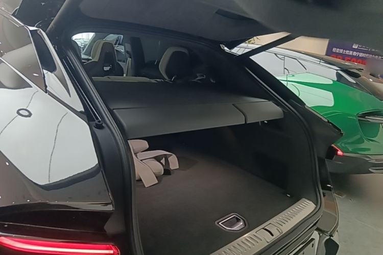 Used Lotus FOR ME 2026 Model For Me Trunk