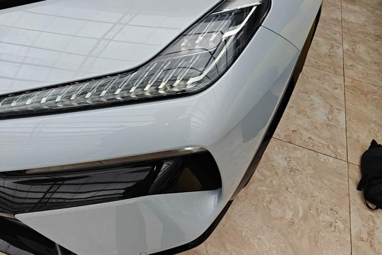 Used Lotus FOR ME 2026 Model For Me Left Front Headlight