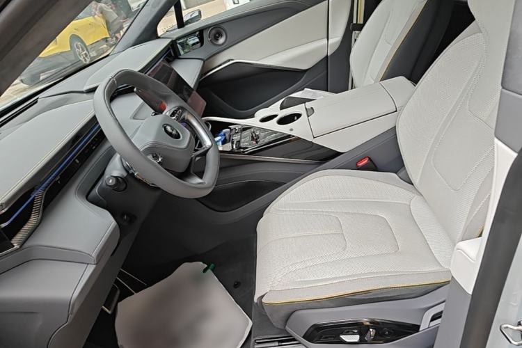 Used Lotus FOR ME 2026 Model For Me Left Front Seat