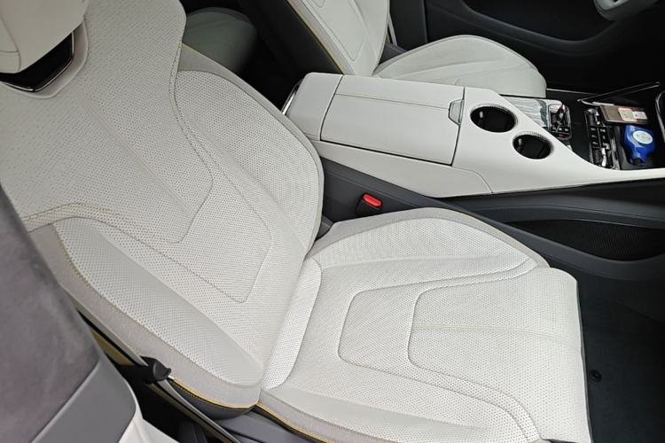 Used Lotus FOR ME 2026 Model For Me Right Front Seat