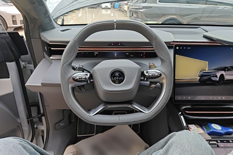 Used Lotus FOR ME 2026 Model For Me Steering Wheel
