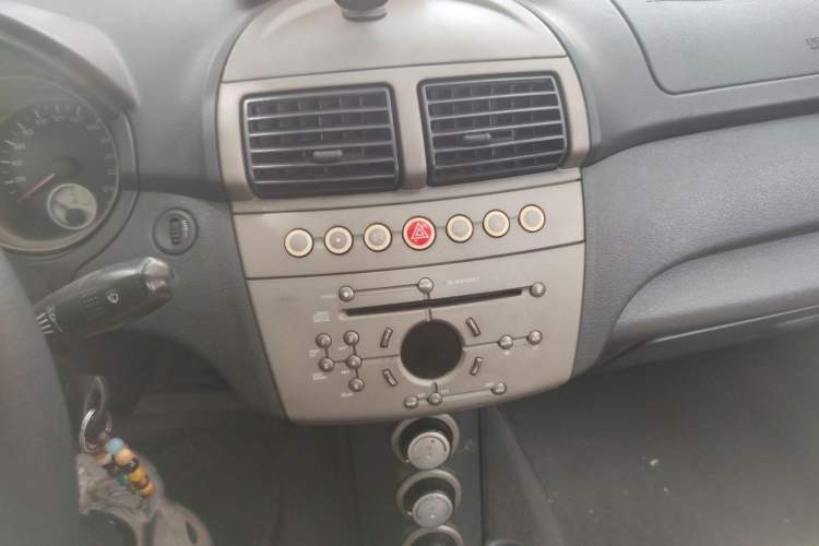 Used Lotus Joy 2009 1.6L Automatic Fashion Edition Audio And AC Panel