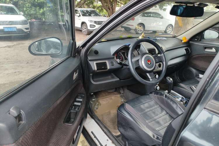 Used Lotus L3 2009 1.6L Automatic Fashion Edition Driver Seat