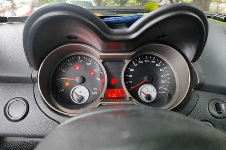 Used Lotus L3 2009 1.6L Automatic Fashion Edition Instrument Cluster