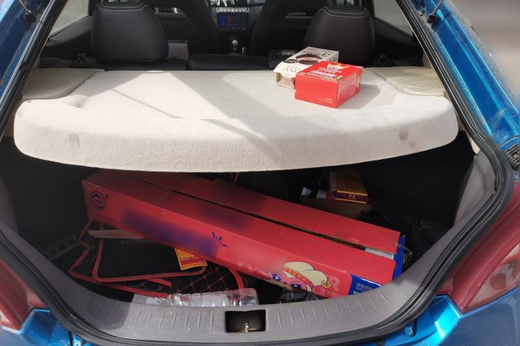 Used Lotus L3 2009 1.6L Manual Fashion Model Trunk