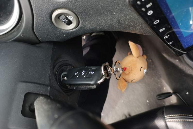 Used Lotus L3 2009 1.6L Manual Fashion Model Vehicle Key