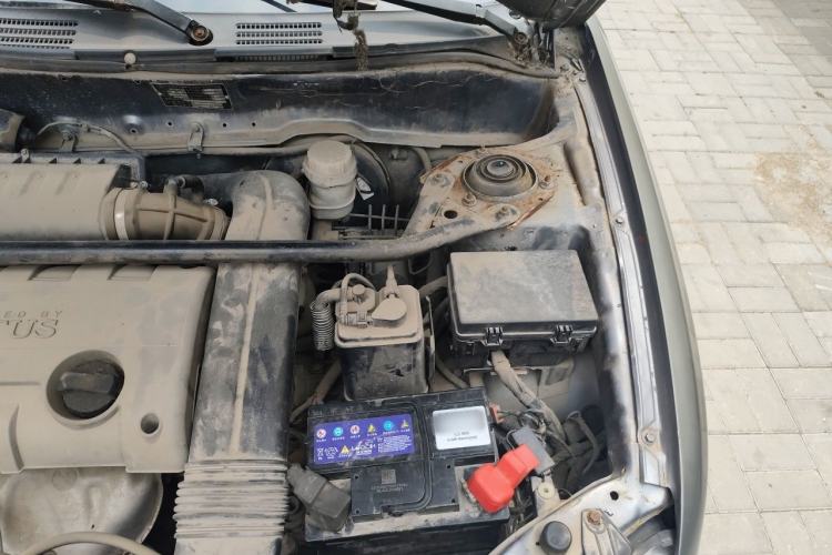 Used Lotus L3 2009 1.6L Automatic Fashion Edition Engine Bay Left