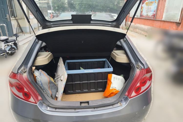 Used Lotus L3 2009 1.6L Automatic Fashion Edition Trunk