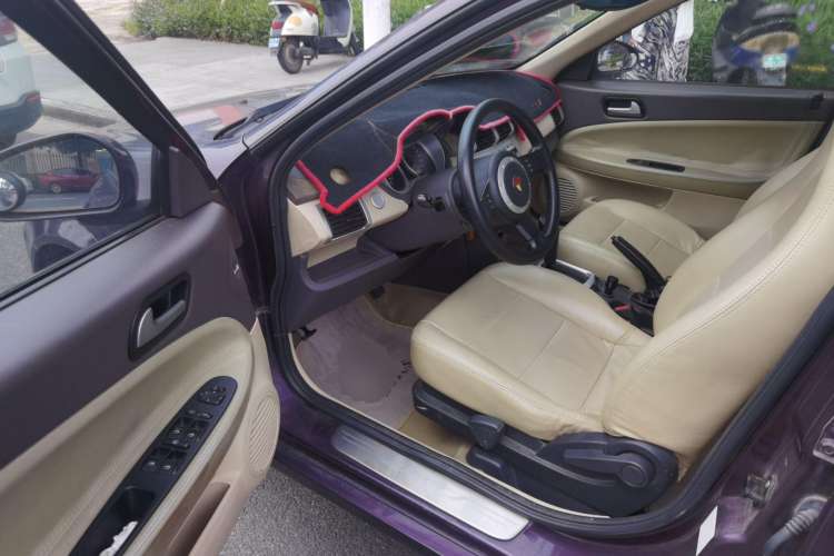 Used Lotus L3 2009 1.6L Automatic Fashion Edition Driver Seat