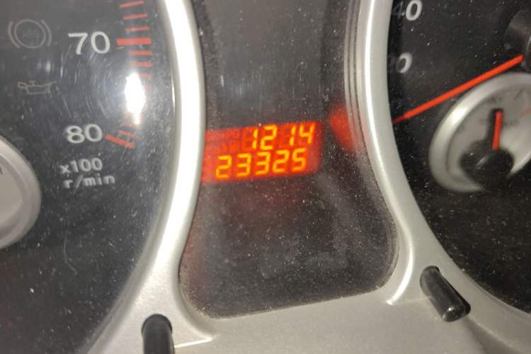 Used Lotus L3 2010 Sedan 1.6L Manual Elite Model Odometer Close Up