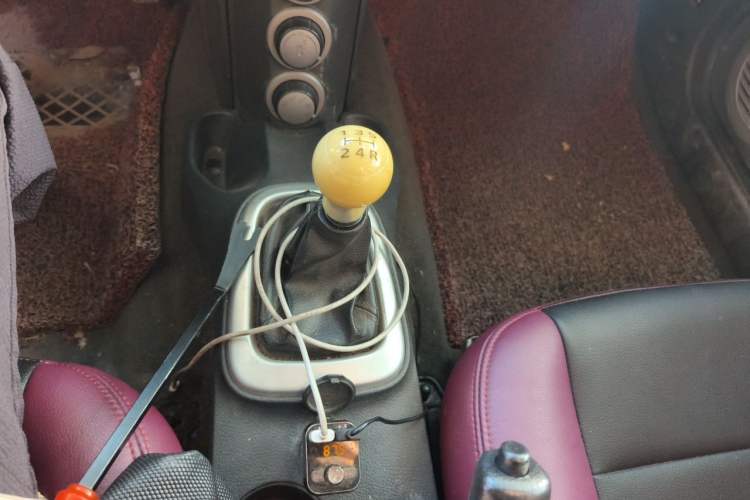 Used Lotus L3 2010 Sedan 1.6L Manual Elite Model Gear Lever