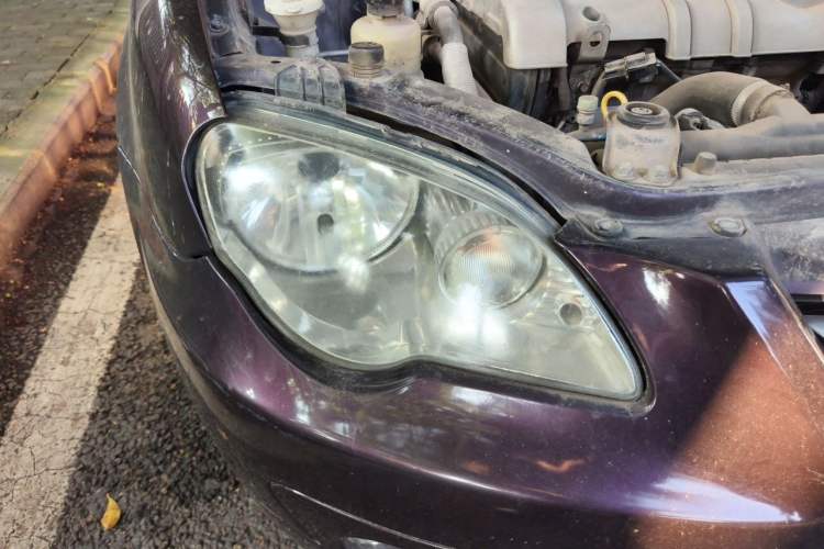 Used Lotus L3 2010 Sedan 1.6L Manual Elite Model Right Front Headlight