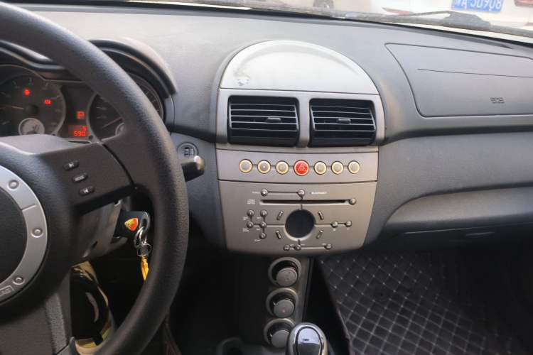 Used Lotus L3 2010 Sedan 1.6L Automatic Elite Model Audio And AC Panel
