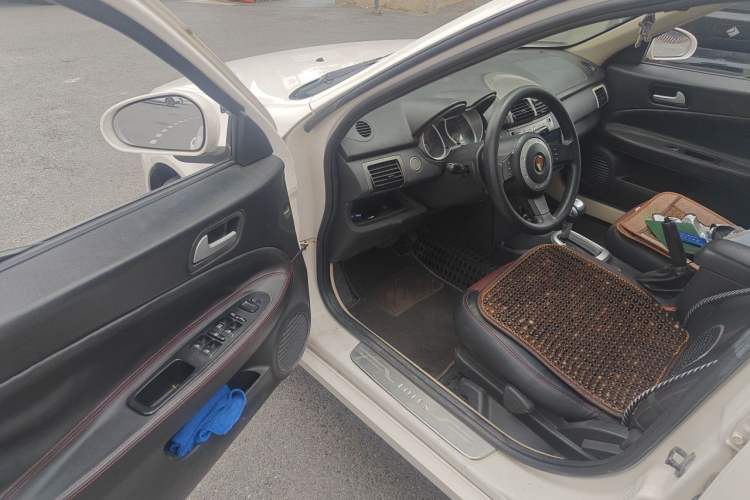 Used Lotus L3 2010 Sedan 1.6L Automatic Elite Model Driver Seat