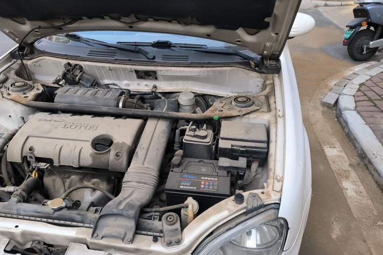 Used Lotus L3 2010 Sedan 1.6L Automatic Elite Model Engine Bay Left