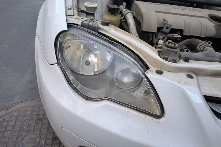 Used Lotus L3 2010 Sedan 1.6L Automatic Elite Model Right Front Headlight