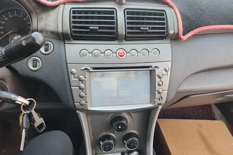 Used Lotus L3 2013 Hatchback 1.5L Manual Elite Model Audio And AC Panel
