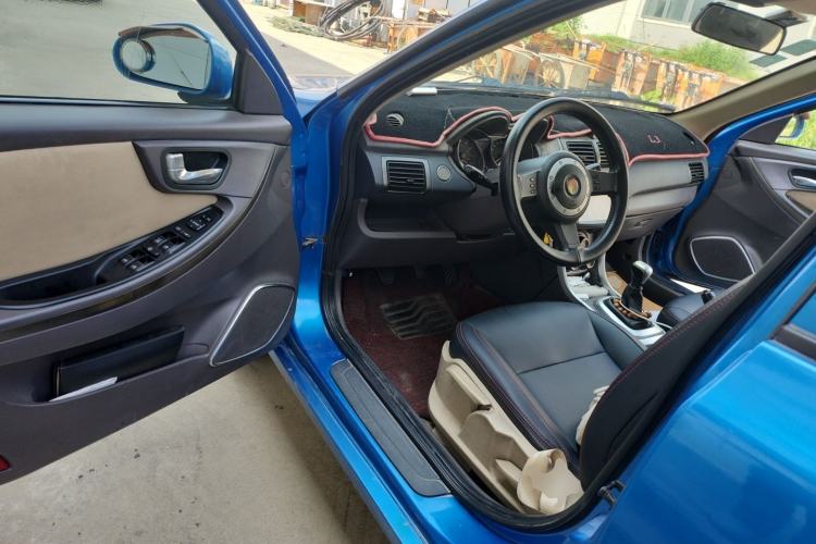 Used Lotus L3 2013 Hatchback 1.5L Manual Elite Model Driver Seat