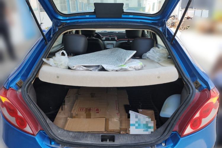 Used Lotus L3 2013 Hatchback 1.5L Manual Elite Model Trunk