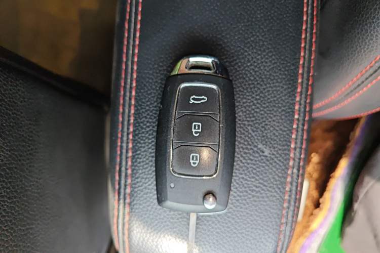 Used Lotus L3 2013 GT 1.6L Automatic Deluxe Model Vehicle Key